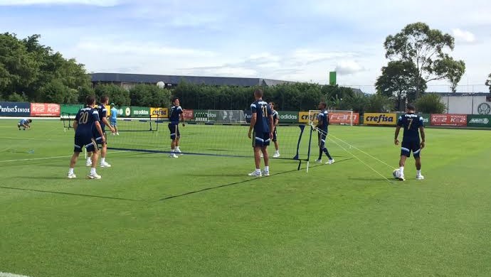 Titulares ganham 'folga', e Oswaldo trabalha com reservas do Palmeiras