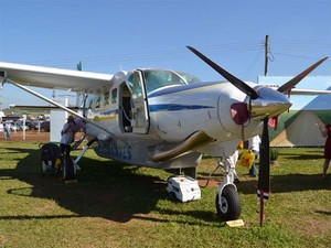 Avião exposto em feira agrícola de Ribeirão custa US$ 1,4 milhão nos EUA (Foto: Leandro Mata/G1)