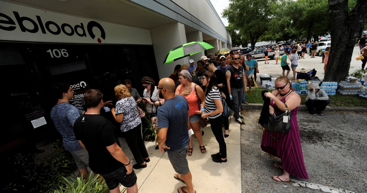 G1 Tiroteio em boate gay reacende polêmica sobre proibição à doação de sangue por gays nos EUA