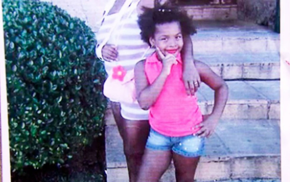 Garota de 6 anos foi baleada durante operação e morreu (Foto: Reprodução/TV Bahia)
