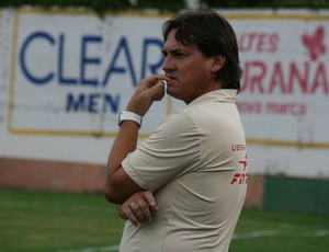 Gilson Batata, técnico do Uberaba (Foto: Sérgio Teixeira)