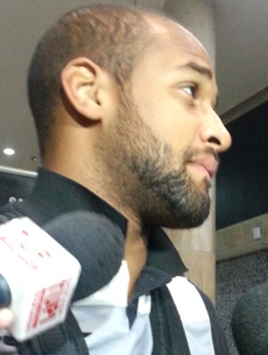 Felipe Bastos desembarque Vasco (Foto: Raphael Zarko)