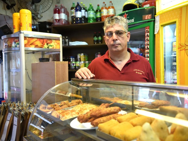Genésio Gomes Jordão, 52, dono de bar da Rua Sete (Foto: Fernando Madeira/ A Gazeta) Genésio Gomes Jordão, 52, dono de bar da Rua Sete (Foto: Fernando Madeira/ A Gazeta)
