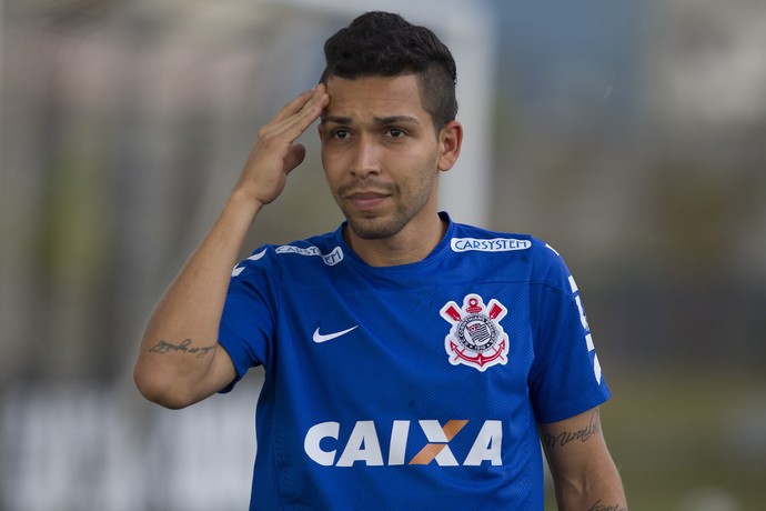 Petros, do Timão, é oferecido ao Flu, mas Tricolor descarta contratação