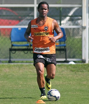 Carlos Alberto treino do Botafogo (Foto: Vitor Silva / SSPress)