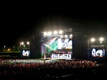 O show de Justin Bieber em Assunção reuniu cerca de 25 mil pessoas (Foto: Garzia Group / Divulgação) O show de Justin Bieber em Assunção reuniu cerca de 25 mil pessoas (Foto: Garzia Group / Divulgação)