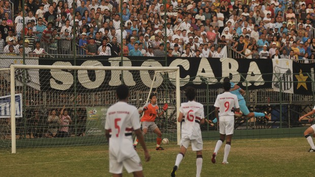 São Paulo x Santos - Copa Brasil Sub-15 (Foto: Teylor Soares / SECOM Votorantim)