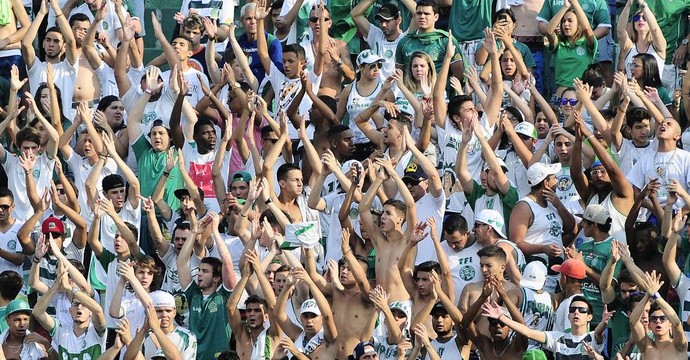 Torcida Guarani (Foto: Rodrigo Villalba/ Memory Press)