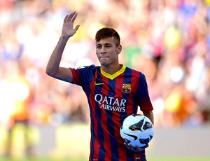 Neymar apresentação Barcelona Camp Nou (Foto: AP)