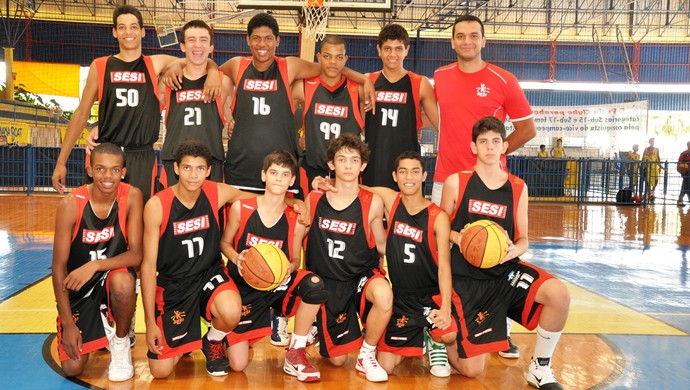 Zé Ricardo, auxiliar do time de basquete de Uberlândia (Foto: Zé Ricardo / Arquivo pessoal)