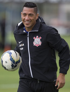 Ralf ignora dívida e celebra 300 jogos pelo Timão: 