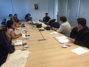 Reunião entre representantes da Santa Casa e do Estado  (Foto: SCF/Divulgação)