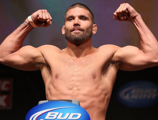 Jeremy Stephens na pesagem do UFC (Foto: Getty Images)