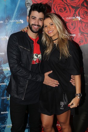 Gusttavo Lima e Andressa Suita em bastidores de show em São Paulo (Foto: Thiago Duran/ Ag. News)