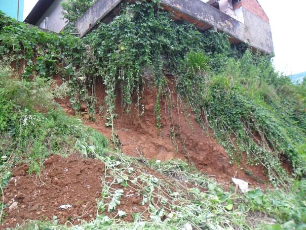 Uma casa precisou ser interditada pela Defesa Civil (Foto: Defesa Civil de SC/Divulgação)