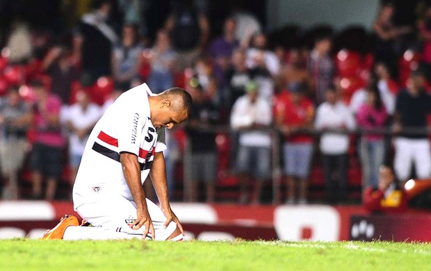 Luis Fabiano derrota Corinthians São Paulo Paulista (Foto: Marcos Ribolli / Globoesporte.com)