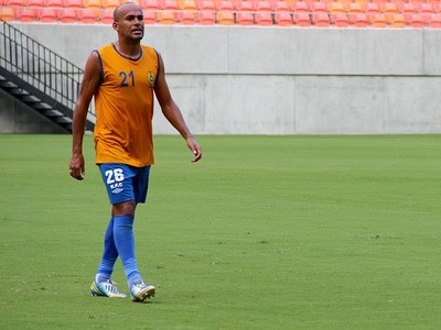 De retorno ao Naça, Dênis almeja jogo da volta contra o Corinthians em SP.