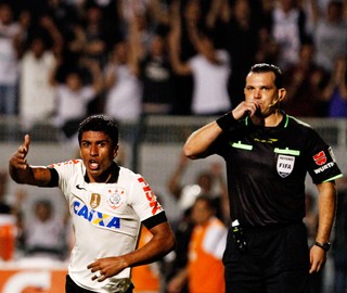 Corinthians quer impedir Amarilla de apitar partidas do clube para sempre