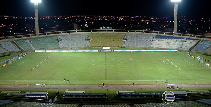 Estádio Albertão - River-PI x Ceará (Foto: Reprodução/TV Clube)