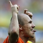 Robben diz que se jogou, mas confirma pênalti (Natacha Pisarenko/AP)