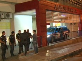 Rio: surpreendido por bandidos, PM morre baleado durante ação (reprodução / tv globo)