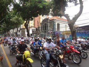 A moto romaria faz parte das 11 procissões oficiais do Círio de Nazaré (Foto: Ingo Müller/ G1)