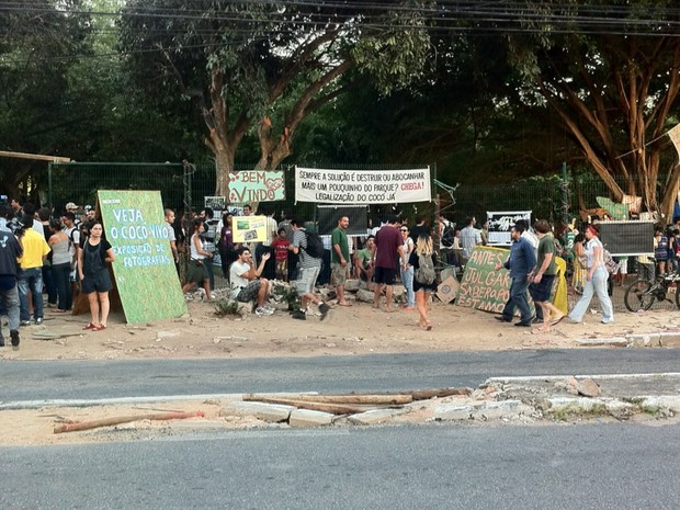 Manifestação pró-viadutos é realizada sem conflitos em Fortaleza (Foto: Gioras Xerez/G1 Ceará)