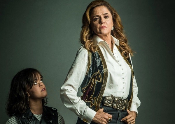 Na novela, personagem de Marieta faz maldades com a própria filha (Juliana Caldas), que tem nanismo (Foto: Divulgação) Na novela, personagem de Marieta faz maldades com a própria filha (Juliana Caldas), que tem nanismo (Foto: Divulgação)