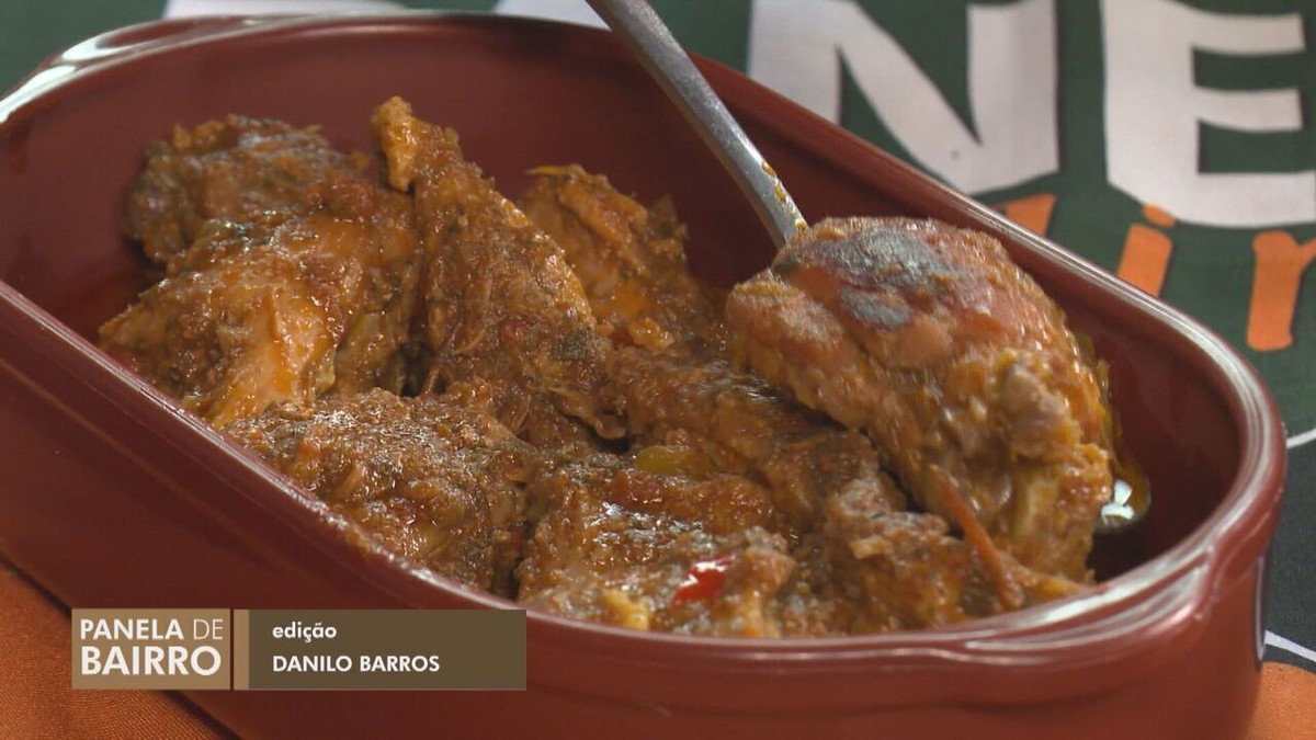 Panela De Bairro Ensina Receita De Galinhada Na Alfavaquinha E Salada