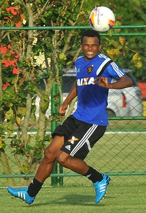 vitor sport (Foto: Aldo Carneiro / Pernambuco Press)