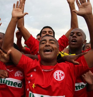 Romário no América 2009 (Foto: O Globo)