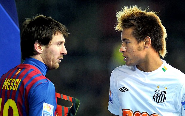 Messi Neymar jogo Barcelona Santos (Foto: AFP)