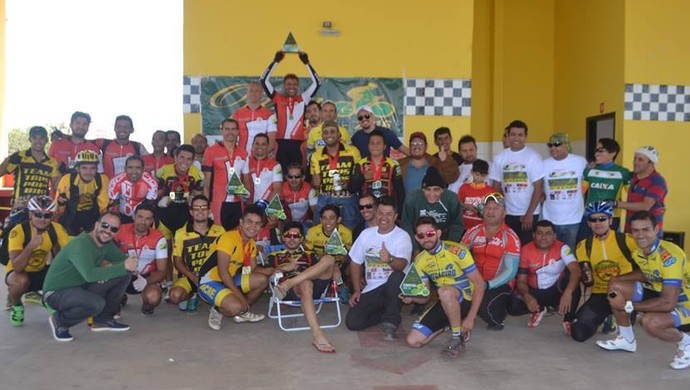 Campeões do Open Rio Branco de Ciclismo (Foto: Divulgação/FAC)