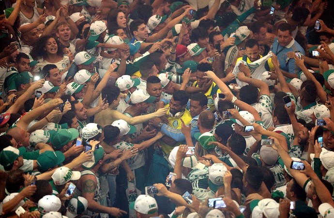 Embarque Palmeiras Congonhas (Foto: Alex Silva/Estadão Conteúdo)