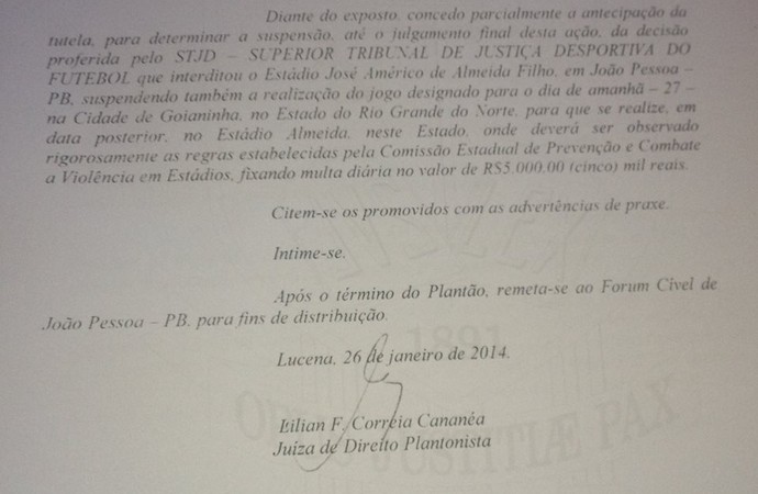 Decisão da juíza Lilian Cananéa, da Paraíba, suspendendo Botafogo-PB x Náutico, pela Copa do Nordeste (Foto: Renato Martins)