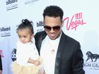 Chris Brown leva a filha a premiação nos Estados Unidos