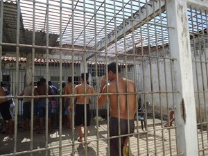 'Gaiolão' é espaço utilizado por detentos para banho de sol (Foto: Divulgação/MPMA)
