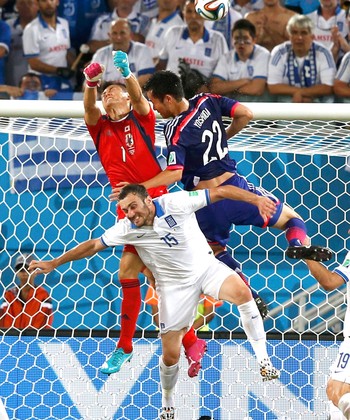  Eiji Kawashima jogo Japão x Grécia (Foto: Reuters)
