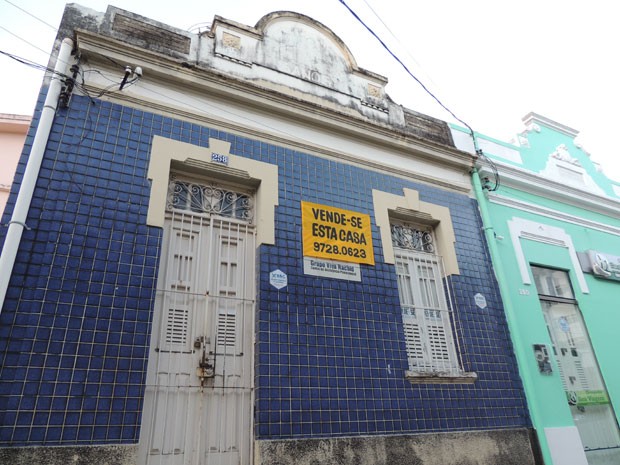 Imóvel onde funcionava o Viva Rachid está à venda para quitar dívidas trabalhistas (Foto: Luna Markman/G1)