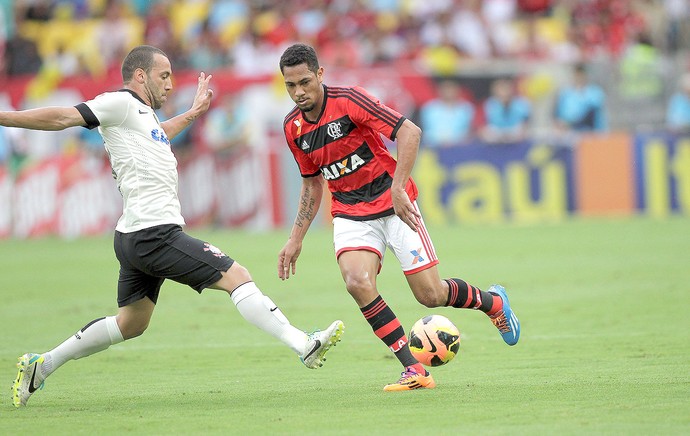 Hernane jogo Flamengo e Corinthians (Foto: Urbano Erbiste / Agência O Globo)