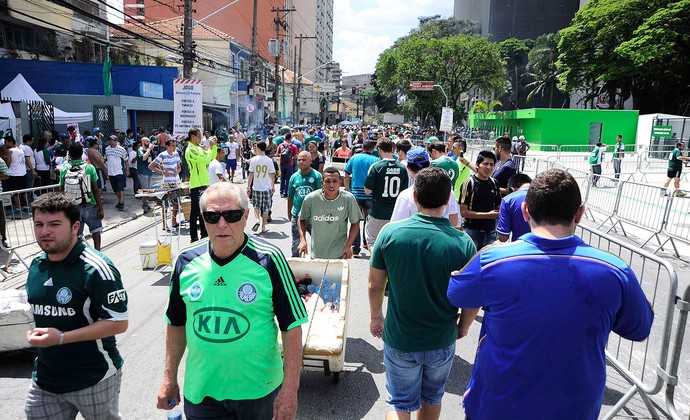 Câmara de SP aprova alterar nome da Rua Turiassu para Palestra Itália 