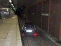 Motorista bêbado invade trilhos de estação na Alemanha Motorista bêbado invade trilhos de estação na Alemanha