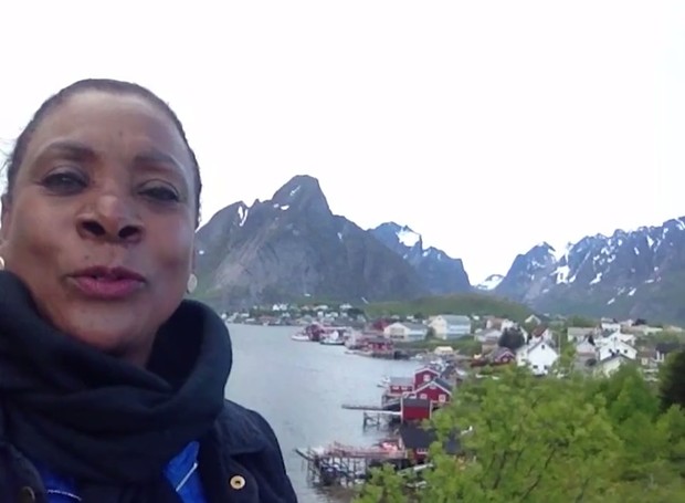 Dulcinéia em uma de suas mais recentes produções, um Globo Repórter gravado na Noruega (Foto: Reprodução/Globo)