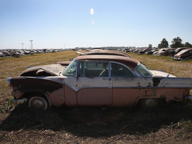 carros enferrujados leilão (Foto: Scott Olson/Getty Images/AFP)