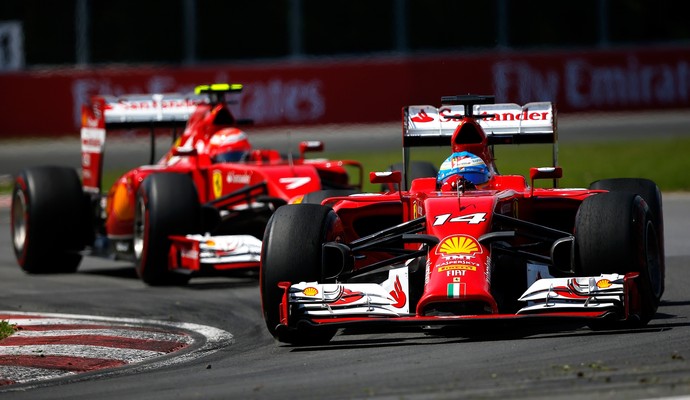 Na pista, Fernando Alonso está dominando completamente o companheiro Kimi Raikkonen (Foto: Getty Images)