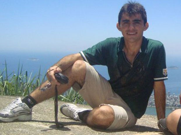 Estudante José Leandro, no alto de morro no Rio (Foto: Wélio Ferreira/Arquivo Pessoal)