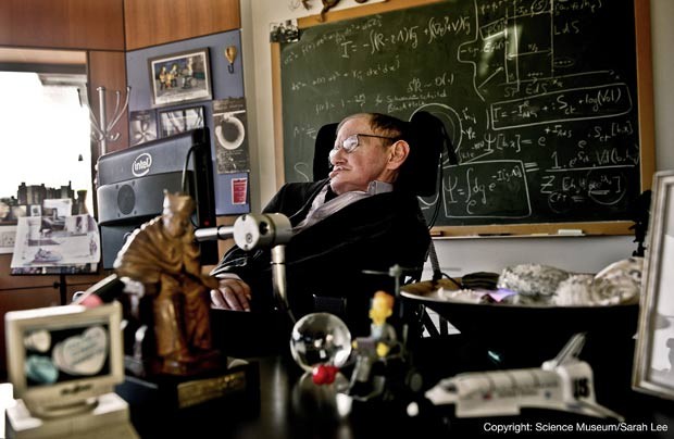 Físico britânico Stephen Hawking completou 70 anos neste domingo. (Foto: AFP)
