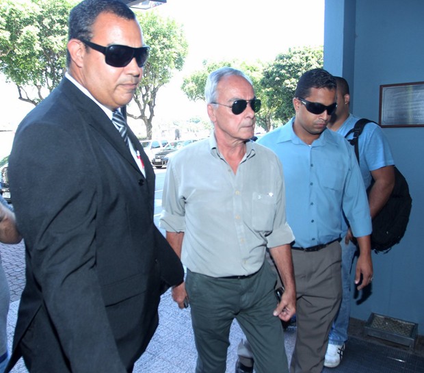 Quantas crianças tem Roberto Pirillo?