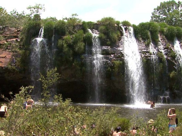 Cachoeiras e trilhas de Delfinópolis, MG, atraem turistas (Foto: Carlos Trinca/EPTV)
