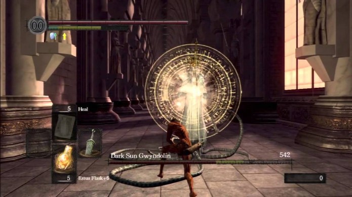 Dark Sun Gwyndolin irá te teletransportar sempre que você se aproximar (Foto: Reprodução/Youtube)